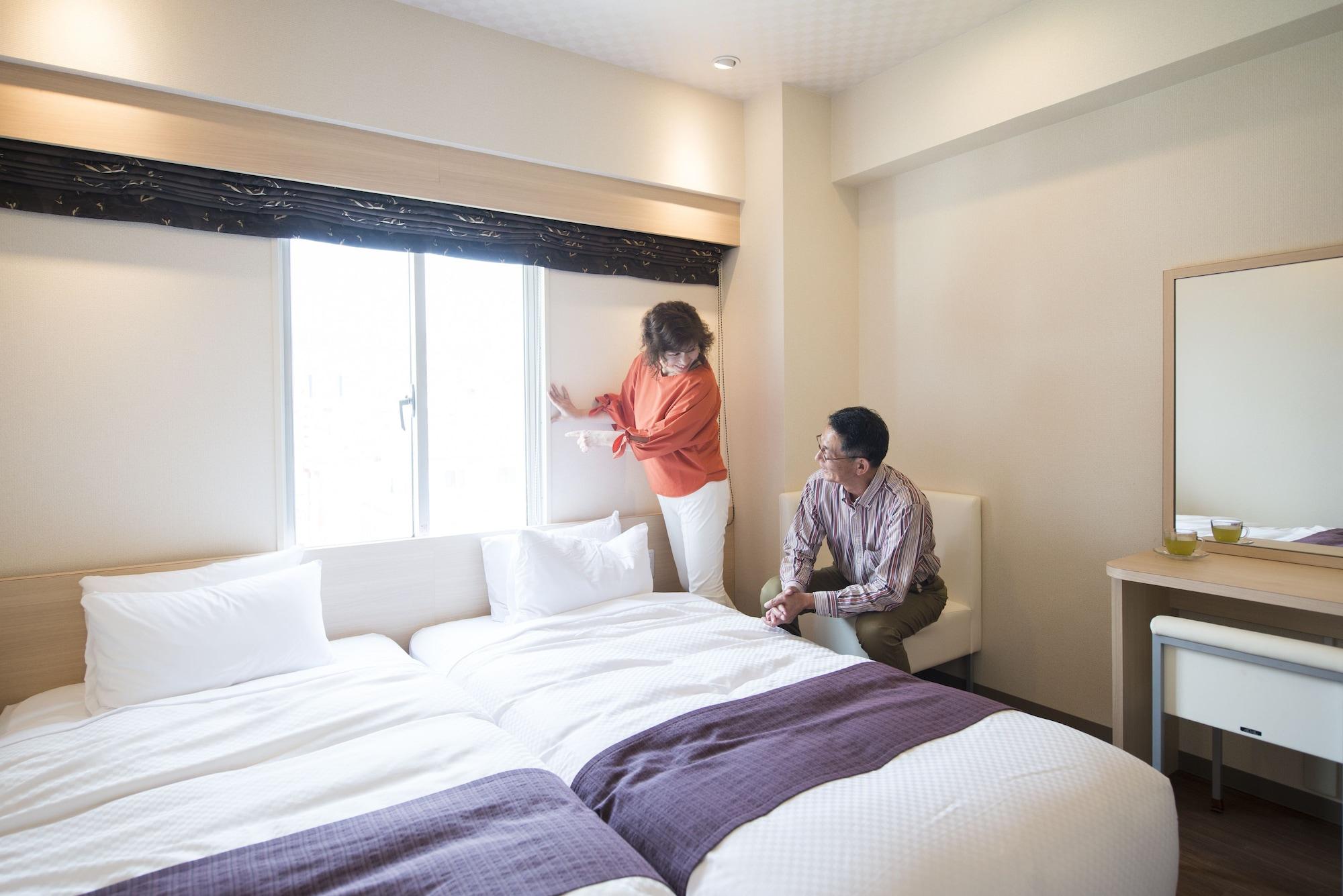 Nagasaki Bus Terminal Hotel Екстер'єр фото