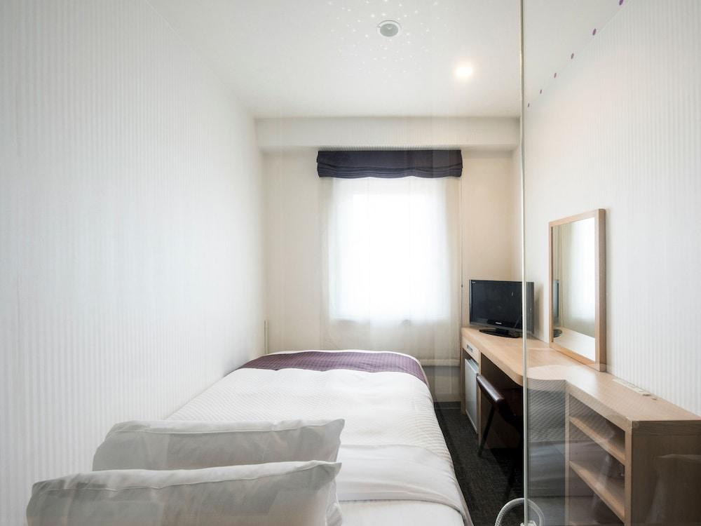 Nagasaki Bus Terminal Hotel Екстер'єр фото